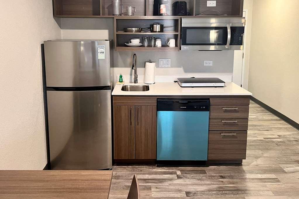 Mainstay Suites Bourbonnais - Kankakee Номер фото